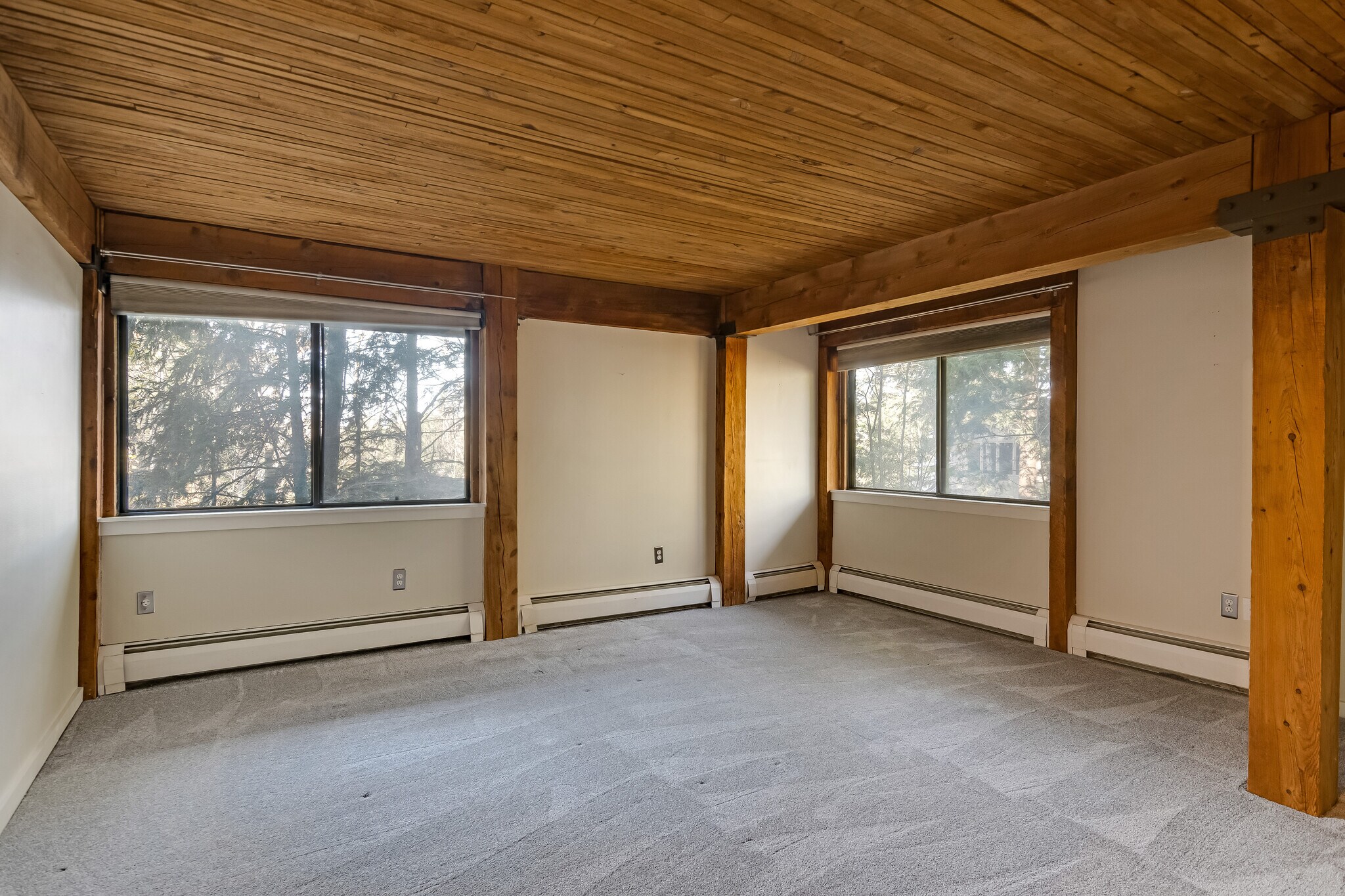 Building Photo - 122 Redrock Dr