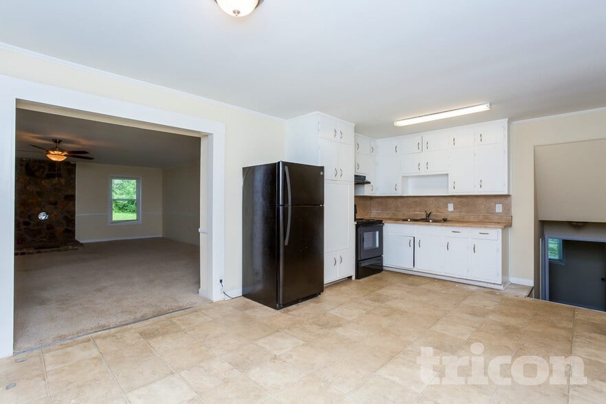 Building Photo - 4045 Bouldervista Dr