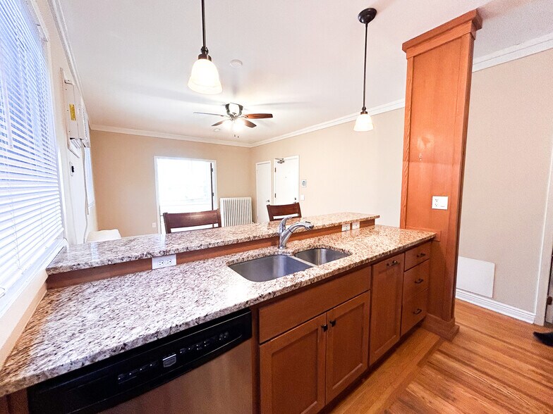 Building Photo - 4334 Nicollet Ave