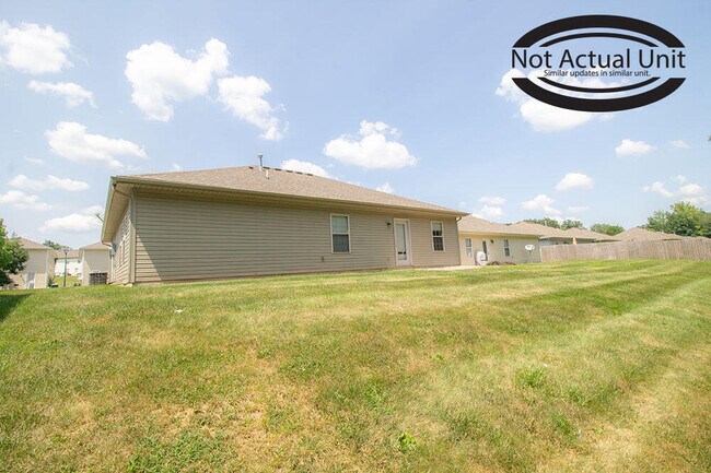 Building Photo - 1500 Bodie Dr