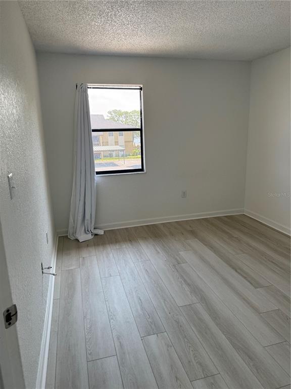 Building Photo - 10100 Sailwinds Blvd N