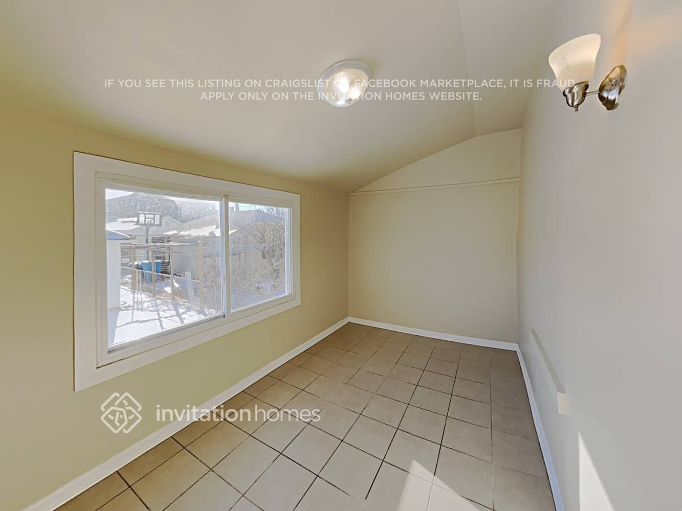 Building Photo - 5539 W Eddy St