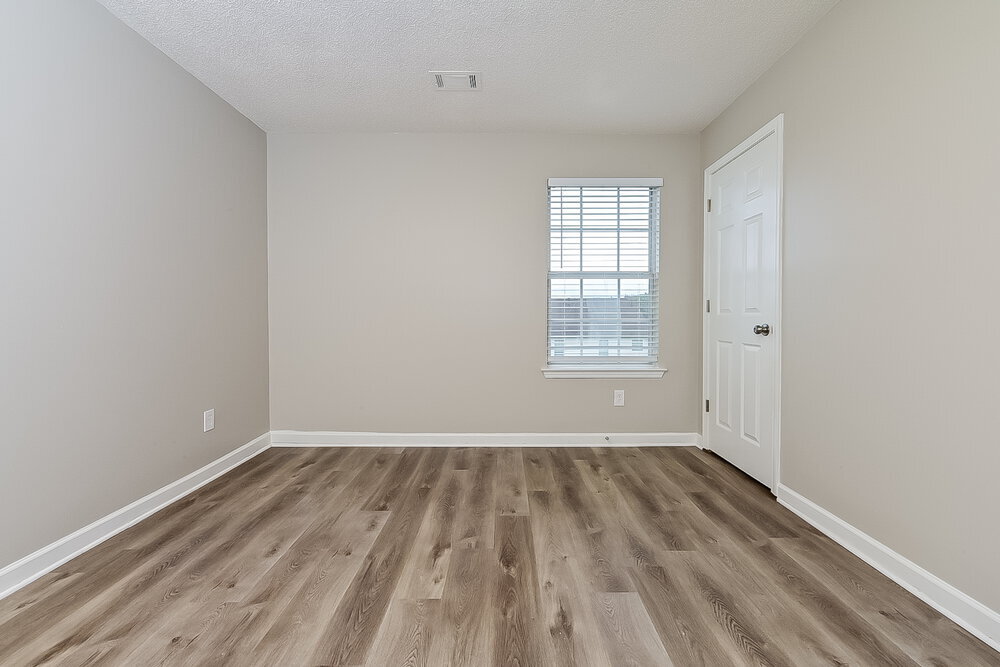 Building Photo - 3360 Waggoner Ln