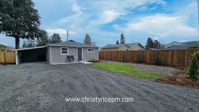 Building Photo - 31721 W Commercial St