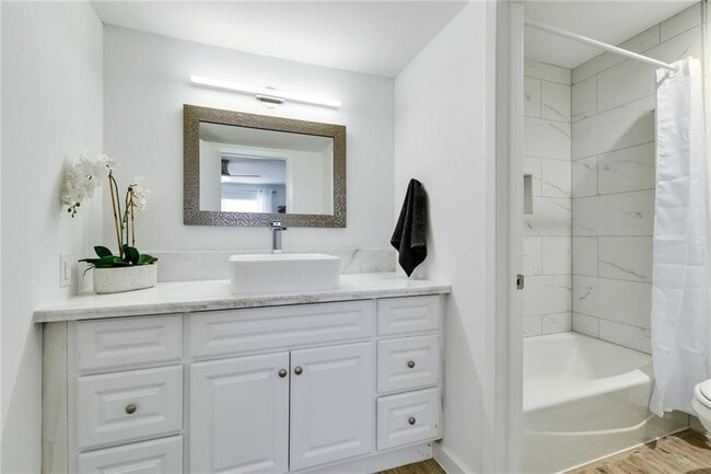 Building Photo - 8730 N Mopac Expy