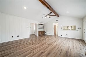 Building Photo - 1111 Pecan Cir