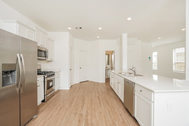 Building Photo - 1722 Sahara Dr