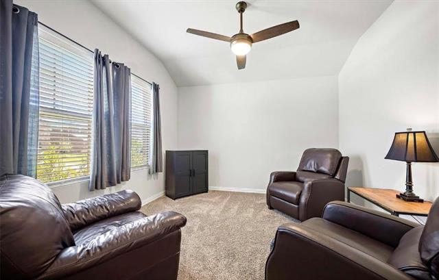 Building Photo - 636 Lazy River Dr