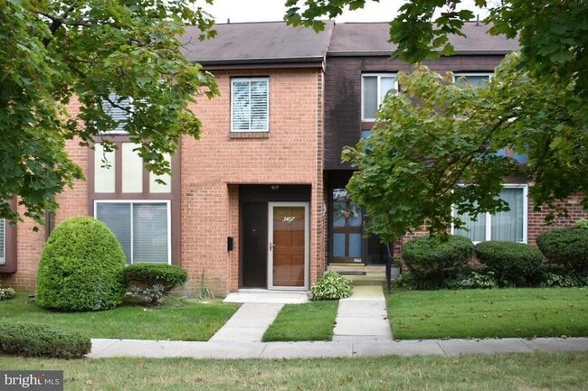 Primary Photo - 3407 Golf View Dr