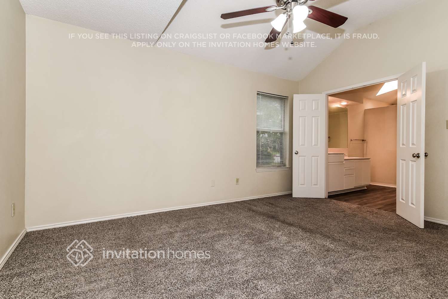 Building Photo - 2600 Trumpet Dr