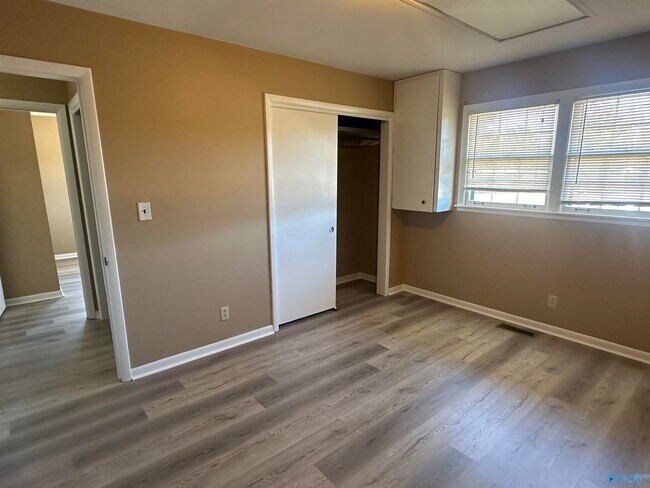 Building Photo - 4109 Nelson Dr NW