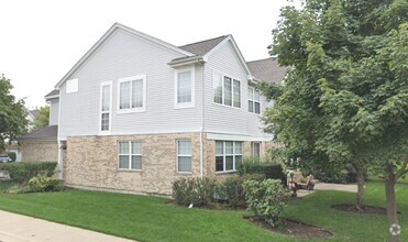 Building Photo - 272 Bay Dr