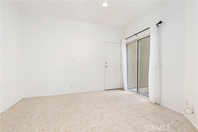 Building Photo - 46 Sobrante