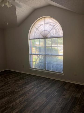 Building Photo - 1417 Warwick Dr