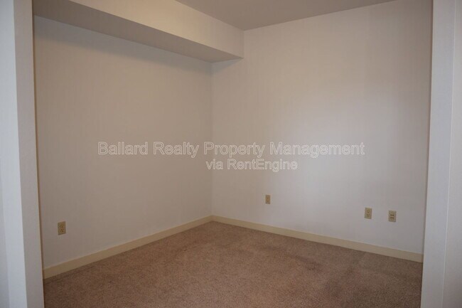 Building Photo - 5450 Leary Ave NW
