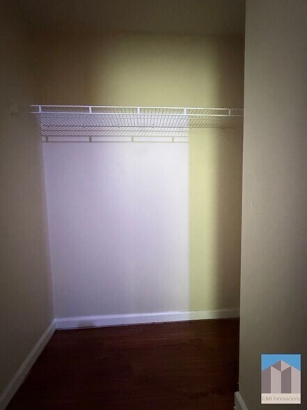 Building Photo - 5196 Tew Ln SW