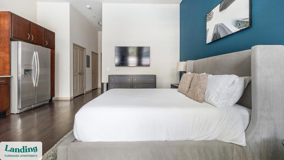 Building Photo - 1550 N Raleigh St