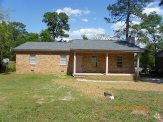 Building Photo - 2694 Barclay Rd
