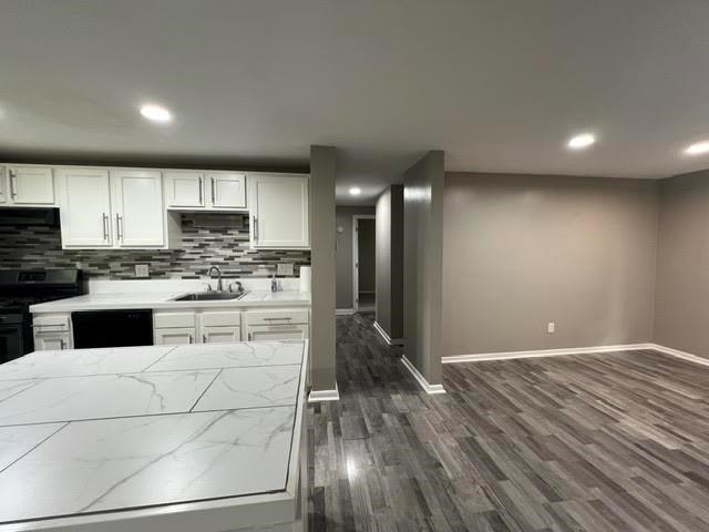 Building Photo - 781 Illini Dr