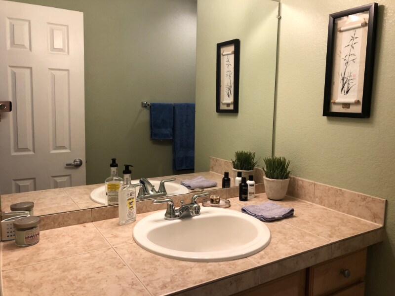 Building Photo - 1833 N Williams St