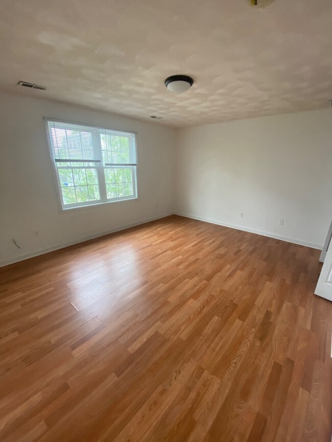 Building Photo - 29 Fortin Ave