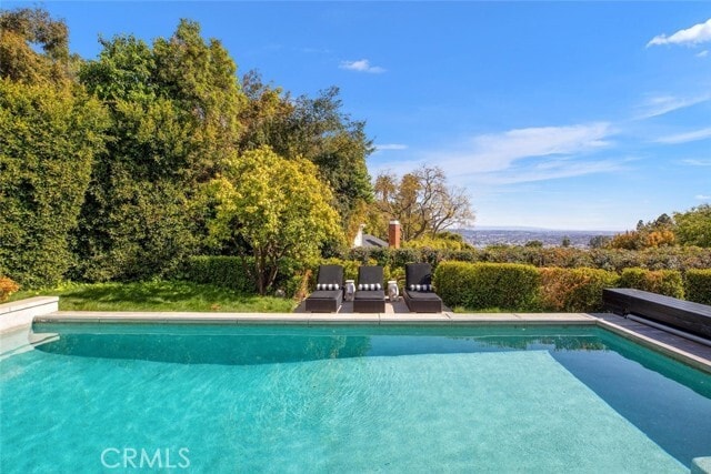 Building Photo - 1514 Sunset Plaza Dr