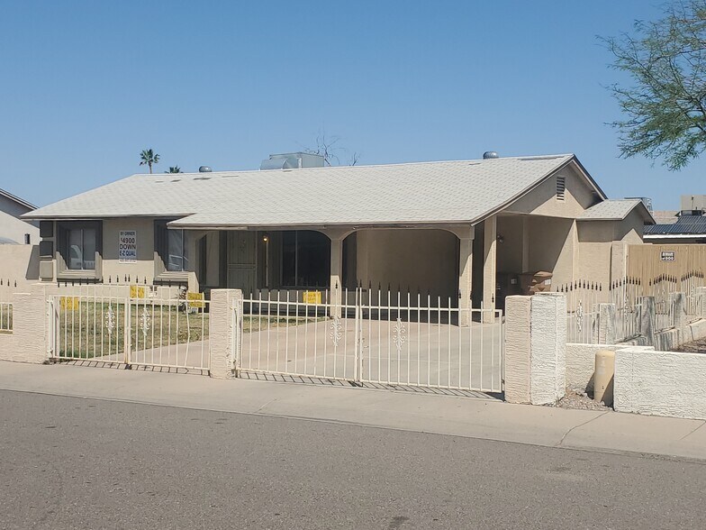 Building Photo - 8822 W Sahuaro Dr