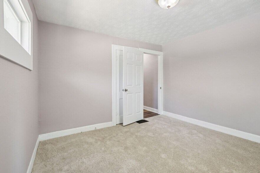Building Photo - Coming Soon! West Side Two Bedroom Home wi...