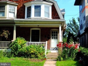 Building Photo - 309 Dartmouth Ave