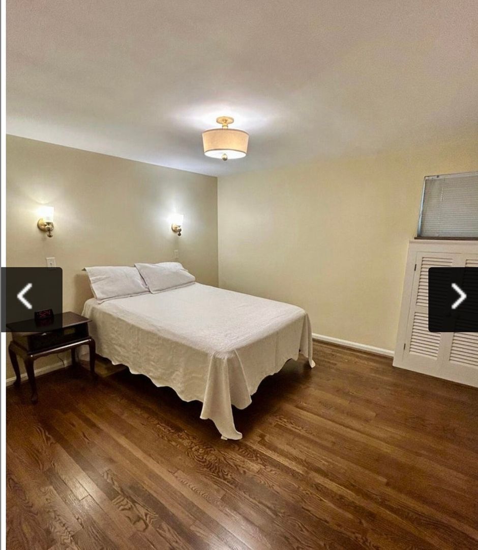 Building Photo - 2401 Carlisle Ave