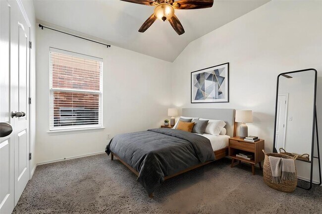Building Photo - 1207 Cherrywood