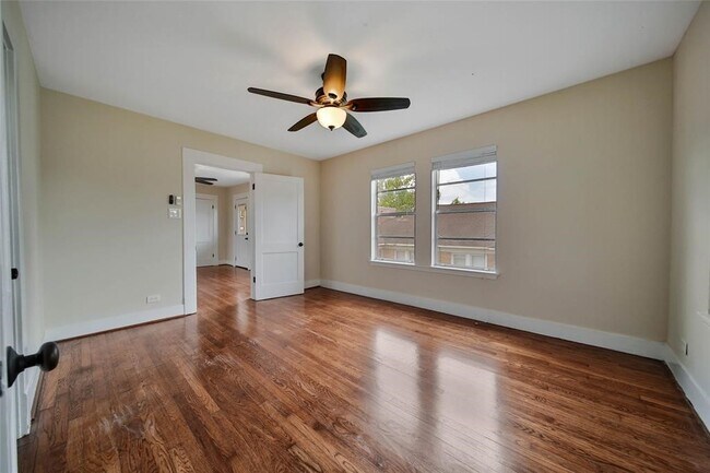 Building Photo - 4821 Rusk St