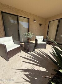 Building Photo - 8649 E Royal Palm Rd