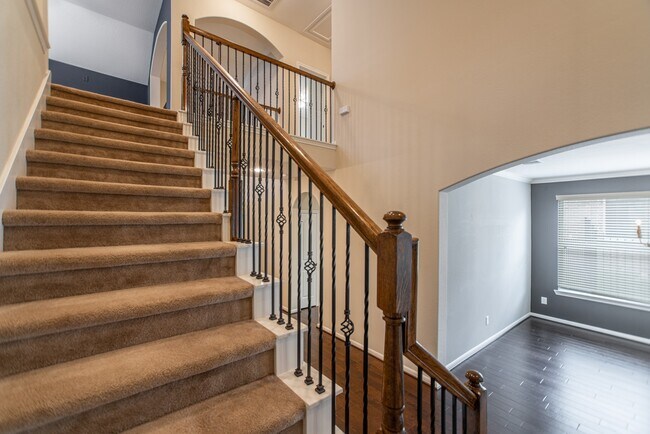 Building Photo - 74 S Sawbridge Cir
