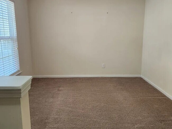Building Photo - 429 Buttonbush Ct