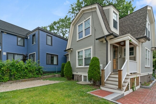 Primary Photo - 23 Bellis Cir