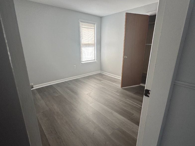 Building Photo - 170 Washington St