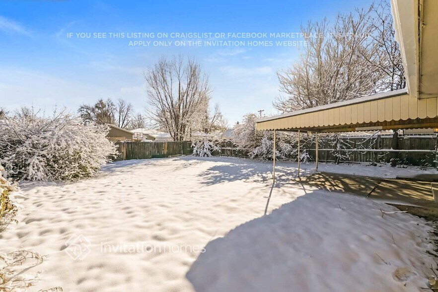 Building Photo - 2324 Fulton St