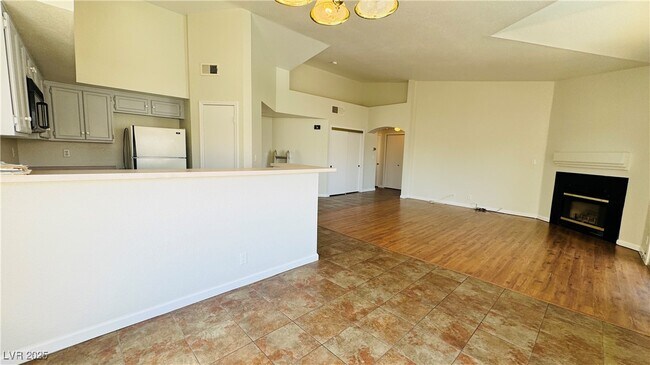 Building Photo - 4810 Grey Wolf Ln