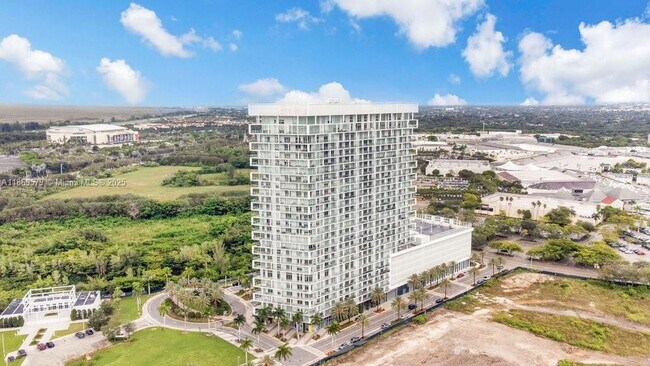 Building Photo - 2000 Metropica Wy