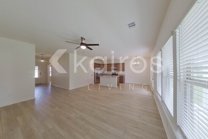 Building Photo - 103 Carencro St