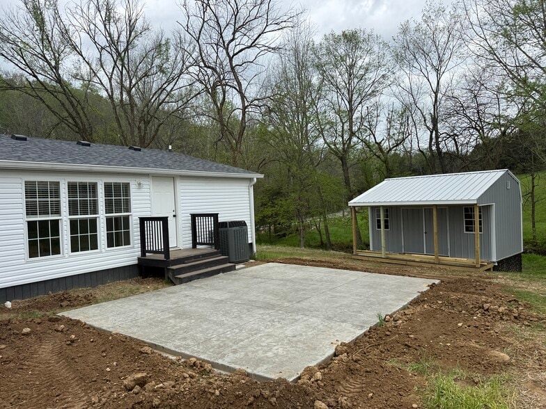 Building Photo - 2430 Little Hickman Rd