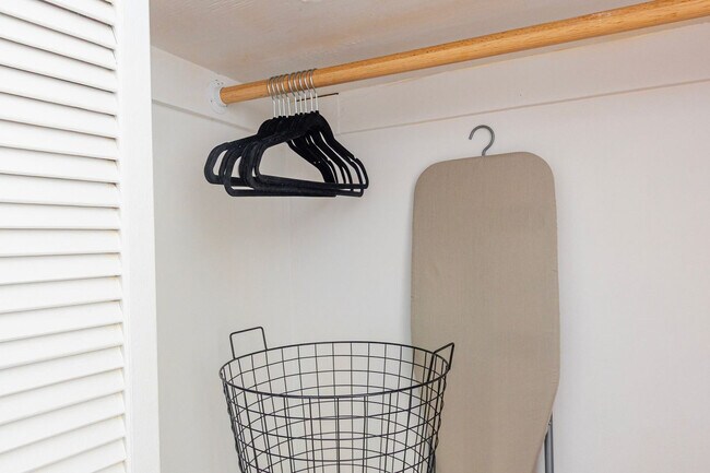 Building Photo - 765 Washington St