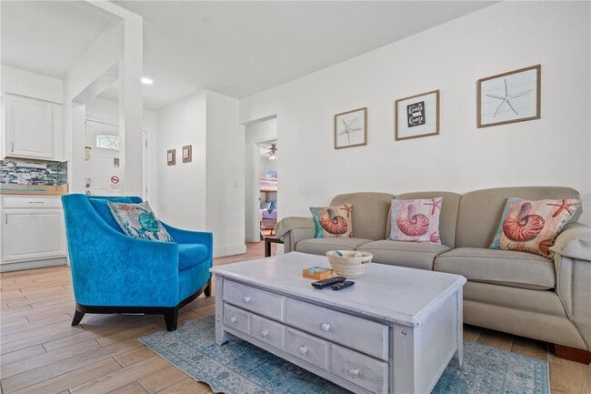 Building Photo - 604 Spencer Ave