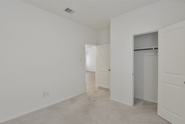 Building Photo - 19417 Rosali Meadow Dr