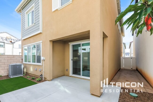 Building Photo - 28189 Cookhouse Ln
