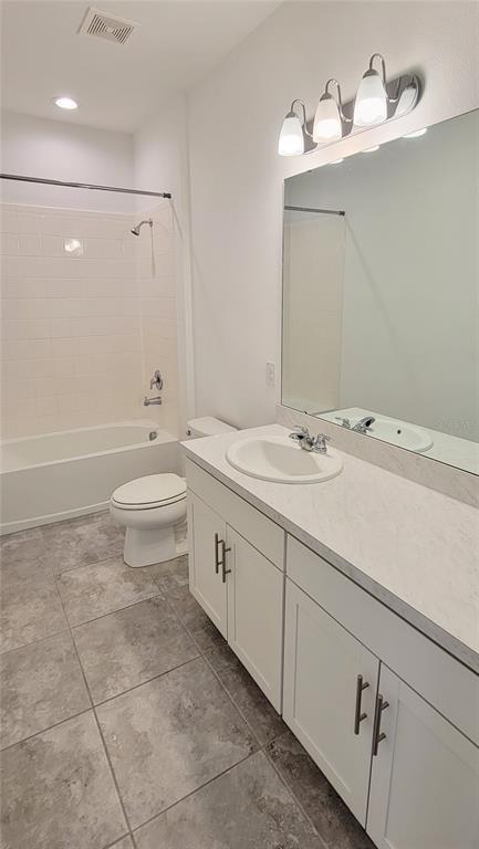 Building Photo - 2127 Brillante Dr