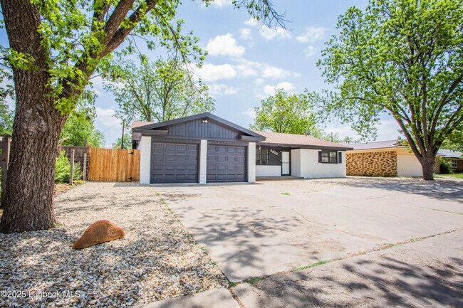 Building Photo - 6803 Avenue W