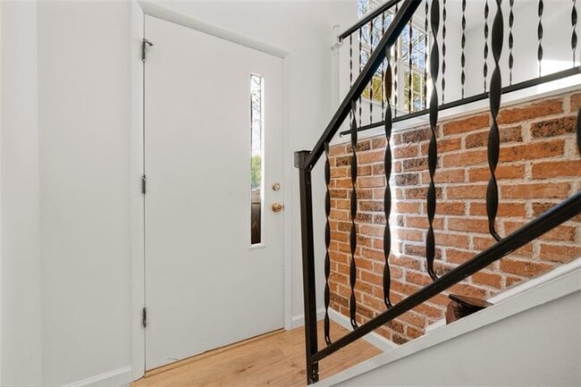 Building Photo - 233 Overbrook Rd