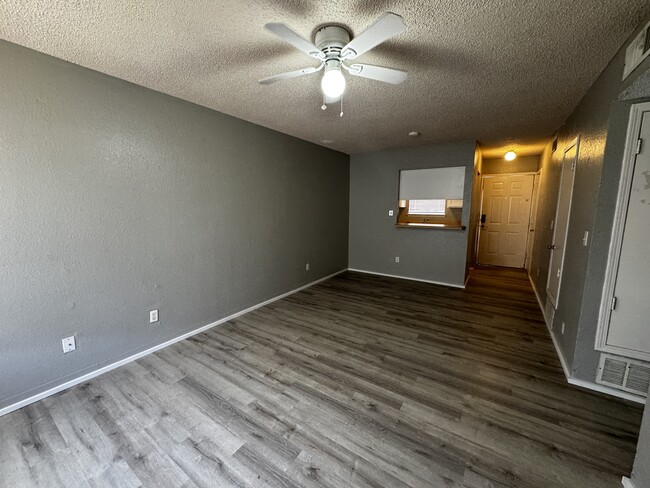 Building Photo - 13340 Horizon Blvd